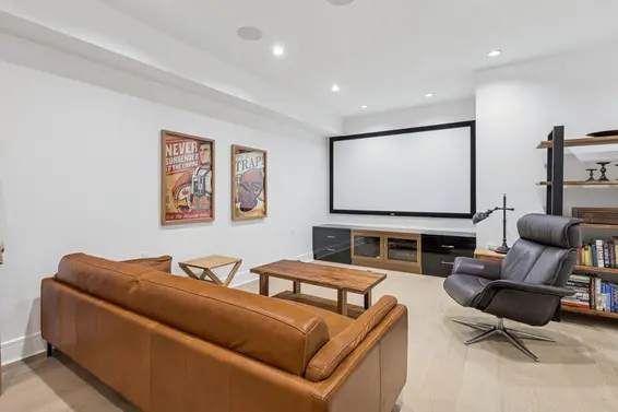 366 West Keith Road, North Vancouver For Sale - image 19