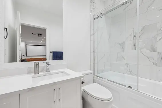 366 West Keith Road, North Vancouver For Sale - image 20