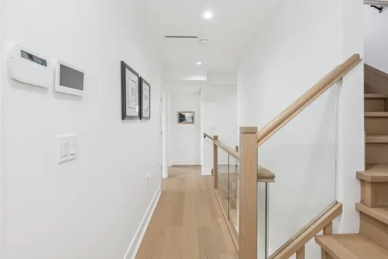 366 West Keith Road, North Vancouver For Sale - image 21