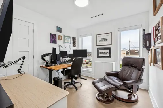 366 West Keith Road, North Vancouver For Sale - image 26