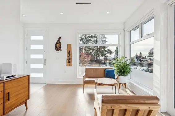 366 West Keith Road, North Vancouver For Sale - image 6