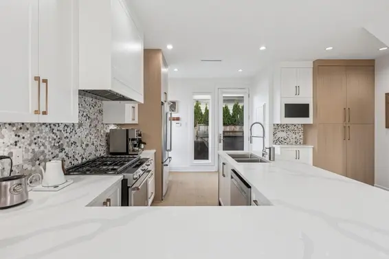 366 West Keith Road, North Vancouver For Sale - image 9