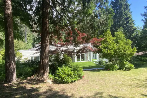437 Southborough Drive, West Vancouver For Sale - image 4