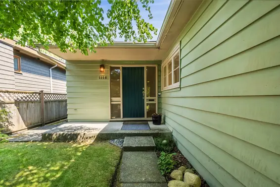 1116 West 20th Street, North Vancouver For Sale - image 5