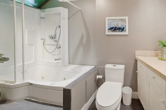2848 Panorama Drive, North Vancouver For Sale - image 21