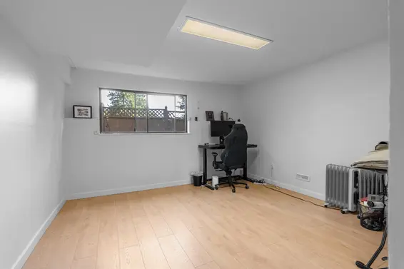 1835 Arborlynn Drive, North Vancouver For Sale - image 31