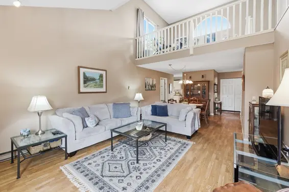 906 Roche Point Drive, North Vancouver For Sale - image 10