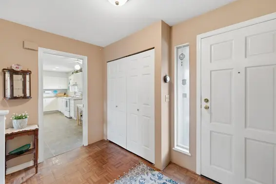 906 Roche Point Drive, North Vancouver For Sale - image 16