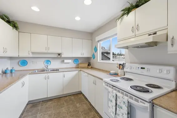 906 Roche Point Drive, North Vancouver For Sale - image 19