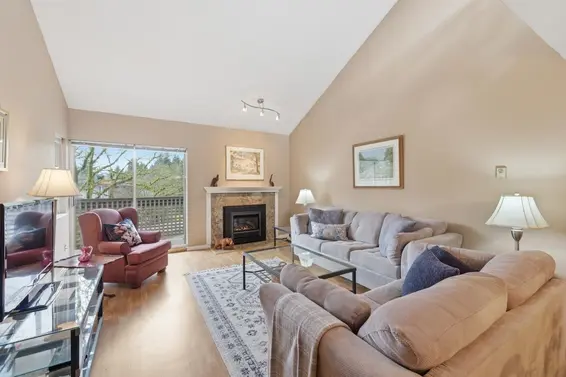 906 Roche Point Drive, North Vancouver For Sale - image 7