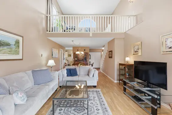 906 Roche Point Drive, North Vancouver For Sale - image 9