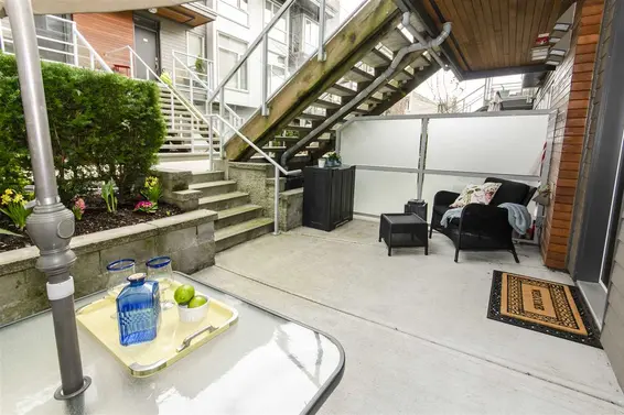 106 735 West 15Th Street, North Vancouver For Sale - image 2