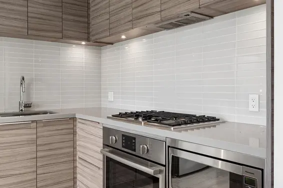 1909 1550 Fern Street, North Vancouver For Sale - image 9