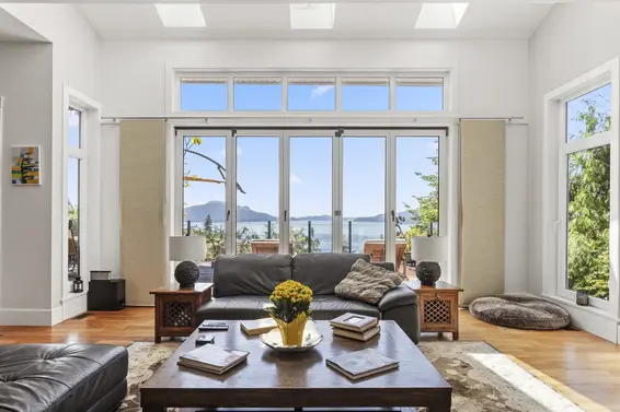 220 Panorama Road, Lions Bay For Sale - image 6