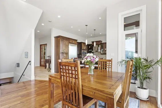 220 Panorama Road, Lions Bay For Sale - image 9