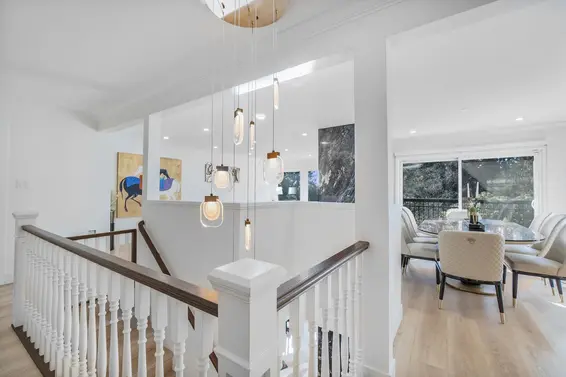 284 Montroyal Boulevard, North Vancouver For Sale - image 18