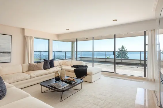 23 2238 Folkestone Way, West Vancouver