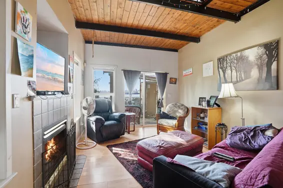 B 403 Alder Street, North Vancouver For Sale - image 16