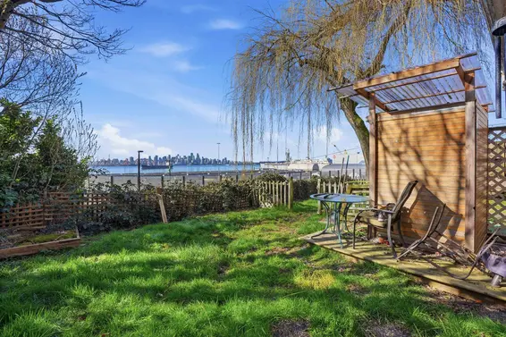 B 403 Alder Street, North Vancouver For Sale - image 2