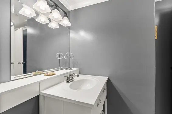3866 Brockton Crescent, North Vancouver For Sale - image 30