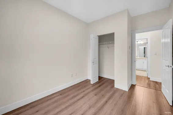 313 2601 Whiteley Court, North Vancouver For Sale - image 11