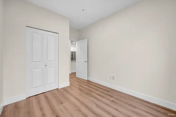 313 2601 Whiteley Court, North Vancouver For Sale - image 13