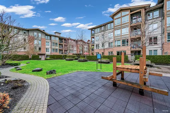313 2601 Whiteley Court, North Vancouver For Sale - image 19