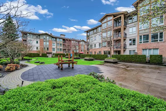 313 2601 Whiteley Court, North Vancouver For Sale - image 20