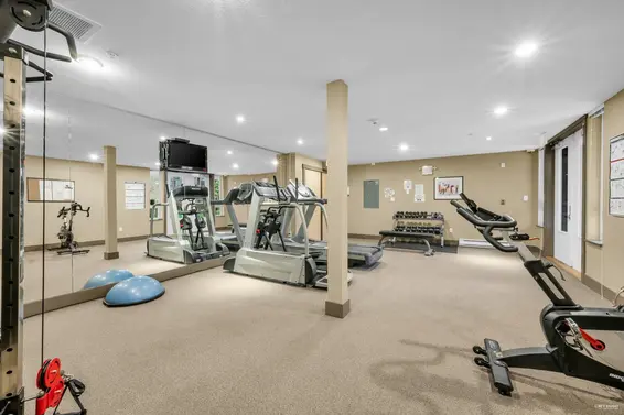 313 2601 Whiteley Court, North Vancouver For Sale - image 22