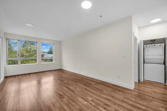 313 2601 Whiteley Court, North Vancouver For Sale - image 6