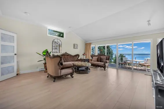 2030 Russet Way, West Vancouver For Sale - image 7