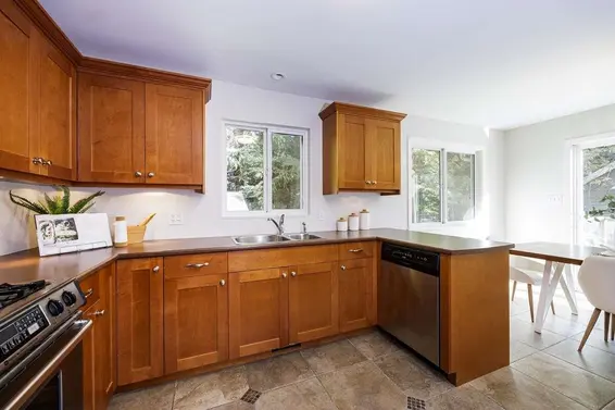 2100 Whitman Avenue, North Vancouver For Sale - image 16