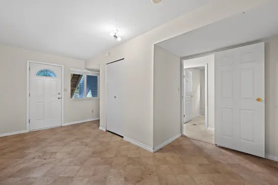 4125 Lynn Valley Road, North Vancouver For Sale - image 2