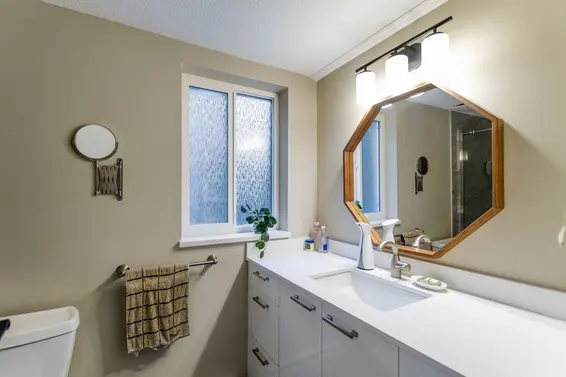 5655 White Pine Lane, North Vancouver For Sale - image 23