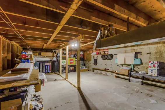 5655 White Pine Lane, North Vancouver For Sale - image 37