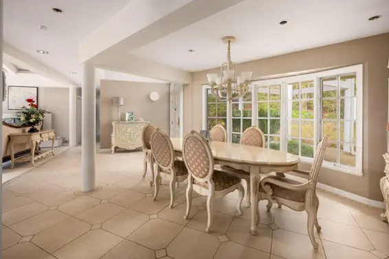 888 Pyrford Road, West Vancouver For Sale - image 12