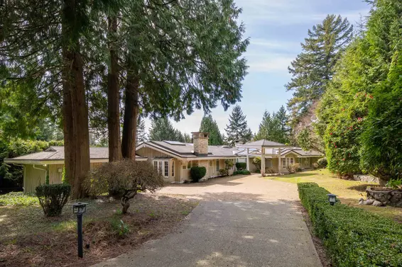 888 Pyrford Road, West Vancouver For Sale - image 3