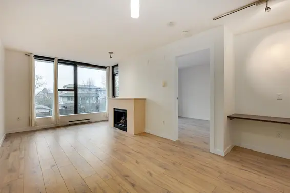 306 683 West Victoria Park, North Vancouver For Sale - image 8