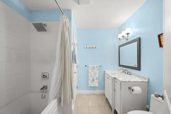 81 1930 Cedar Village Crescent, North Vancouver For Sale - image 16