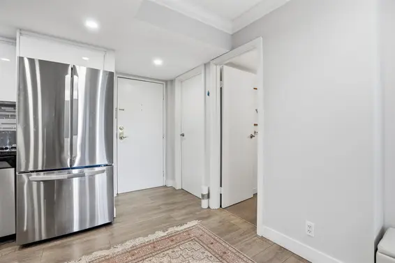 2006 2024 Fullerton Avenue, North Vancouver For Sale - image 11