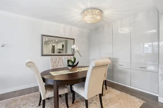 2006 2024 Fullerton Avenue, North Vancouver For Sale - image 2