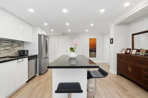 2006 2024 Fullerton Avenue, North Vancouver For Sale - image 22