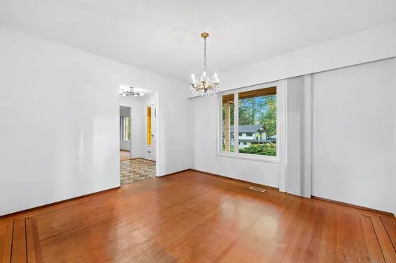 2510 Byron Road, North Vancouver For Sale - image 11