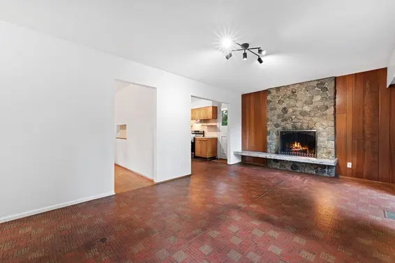 2510 Byron Road, North Vancouver For Sale - image 18