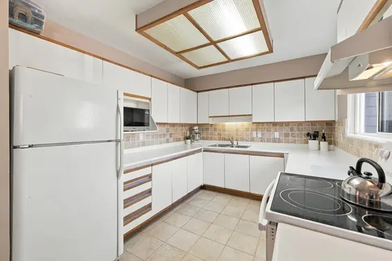 806 Roche Point Drive, North Vancouver For Sale - image 18