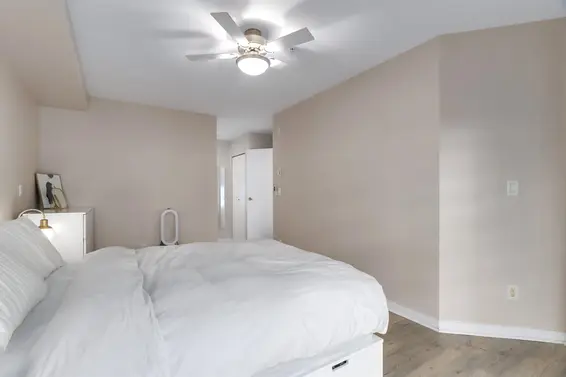 302 122 East 3rd Street, North Vancouver For Sale - image 11