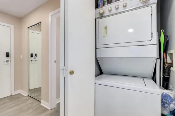 302 122 East 3rd Street, North Vancouver For Sale - image 16