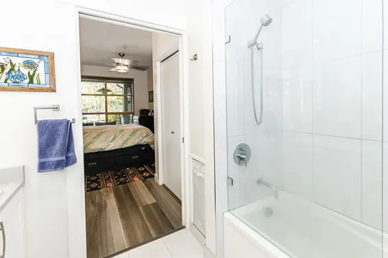 108 1468 St. Andrews Avenue, North Vancouver For Sale - image 19