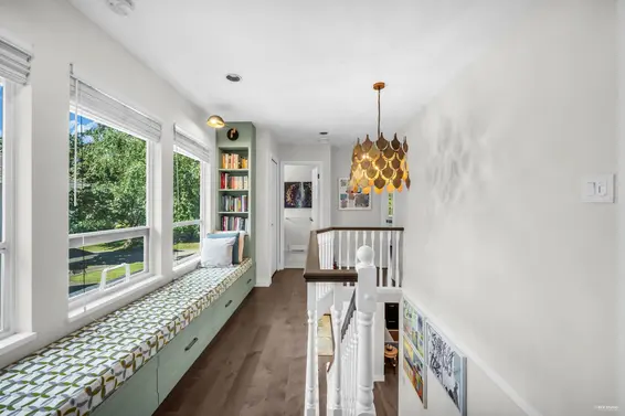 860 Ruckle Court, North Vancouver For Sale - image 16