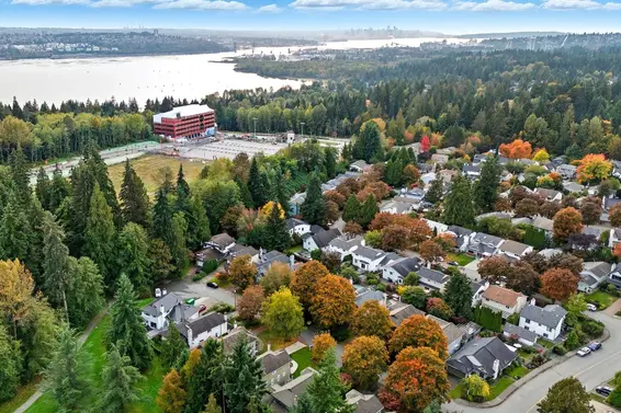 860 Ruckle Court, North Vancouver For Sale - image 36